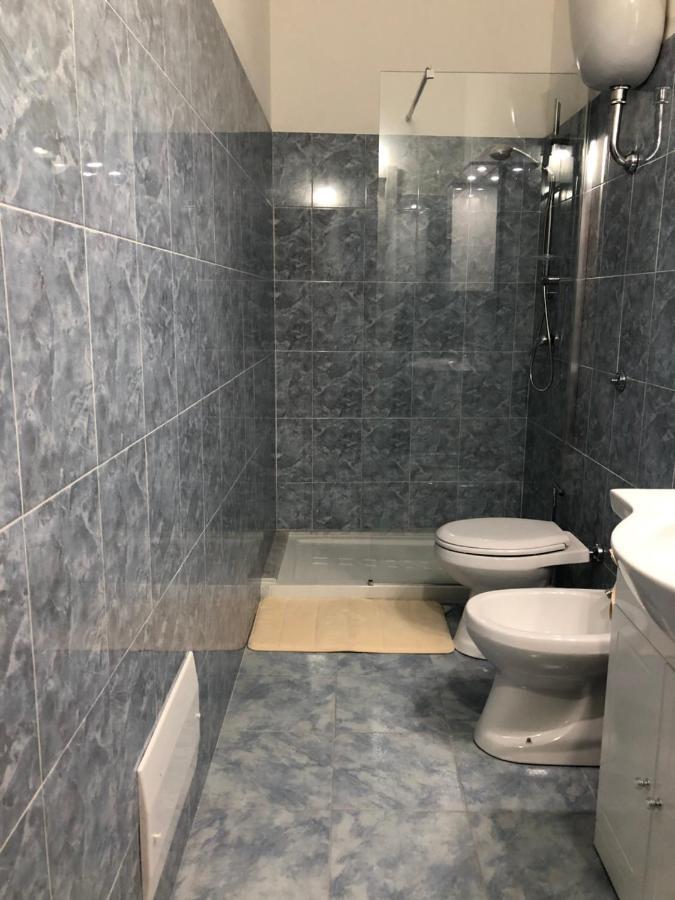 Elegante Monolocale Al Centro Del Paese Apartment Teulada Bagian luar foto